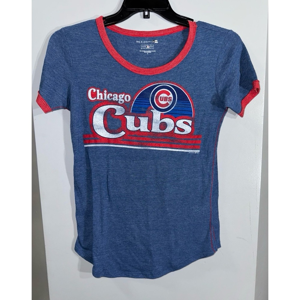 Women's Chicago Cubs 5th & Ocean slim fit blue and red ringer tee small